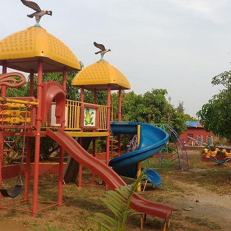 Prathamesh Resort Murūd 外观 照片