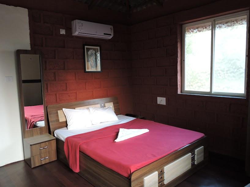 Prathamesh Resort Murūd 外观 照片